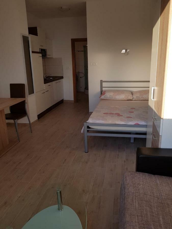Studio Apartment Matija Podstrana Dış mekan fotoğraf