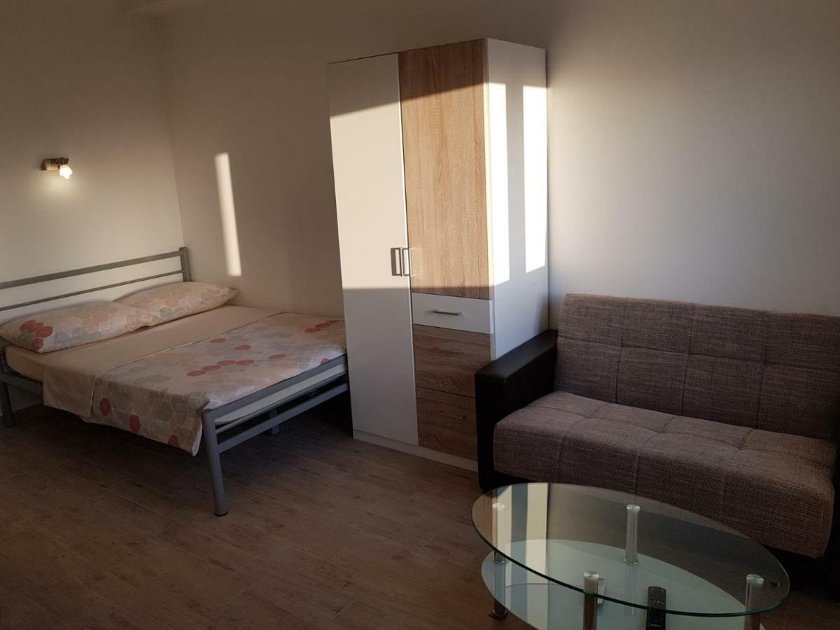 Studio Apartment Matija Podstrana Dış mekan fotoğraf
